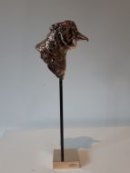 Bronze interior bird fazant is bronzen beeld van een fazantenkop | bronzen beelden en tuinbeelden, figurative bronze sculptures van Jeanette Jansen |