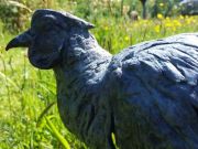 Vigilance-hoede is een bronzen beeld van een fazant | bronzen beelden en tuinbeelden, figurative bronze sculptures van Jeanette Jansen |